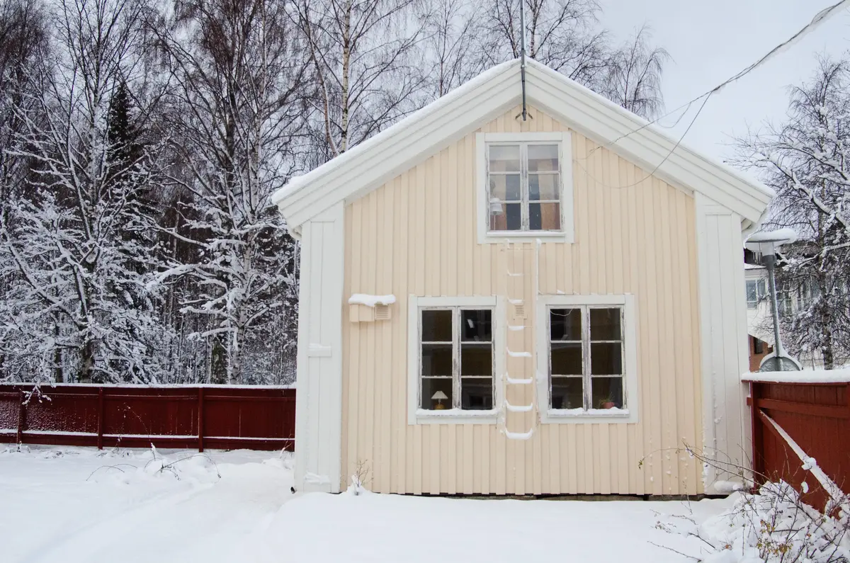 Gårdshuset Murberget sidovy