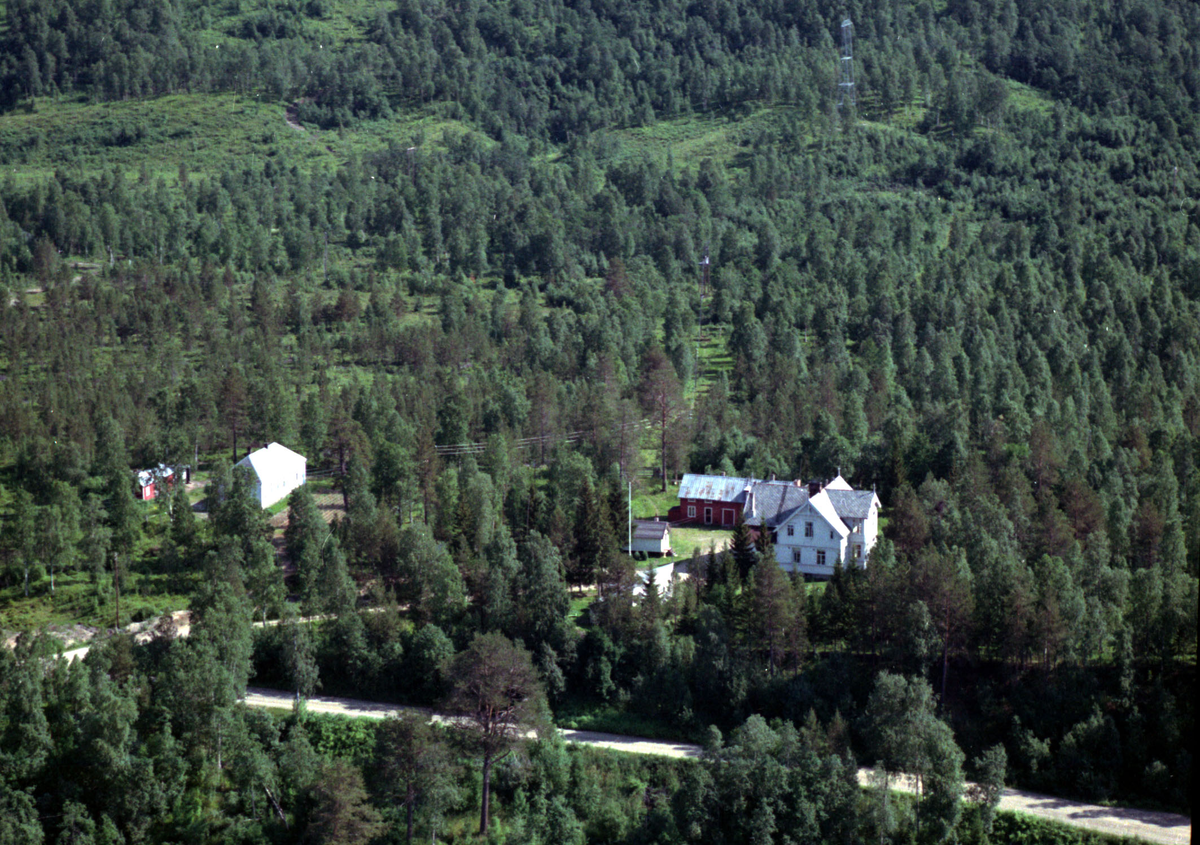 flyfoto-over-m-lselv-kommune-m-lselv-alders-og-sykeheim-her-ble