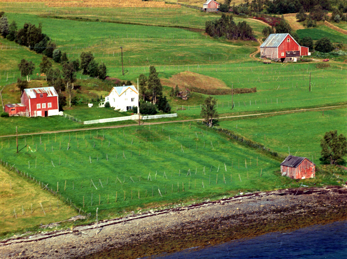 Flyfoto over Målselv kommune. Målsnes