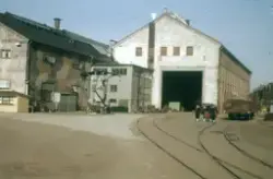 Stora Verkstadsbyggnaden mot NV.