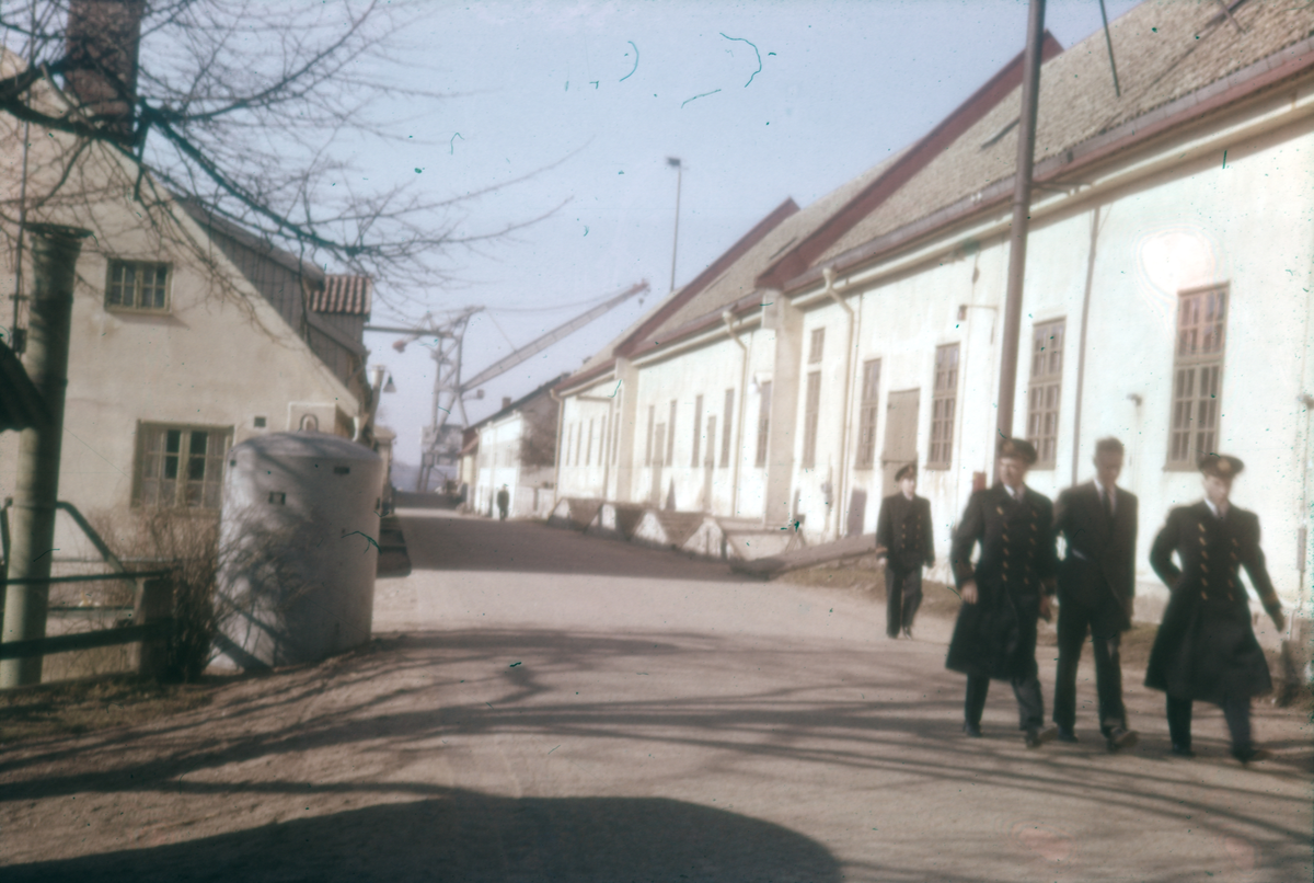 Bilden visar Gamla kansliet på örlogsvarvet i Karlskrona sett från Kansligatan.