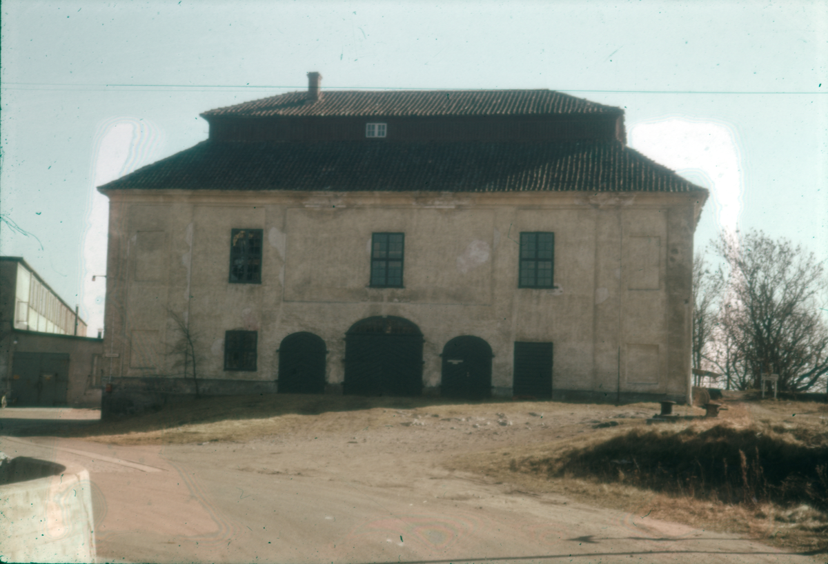 Bilden visar repslagarbanans västra banhuvud på örlogsvarvet i Karlskrona.