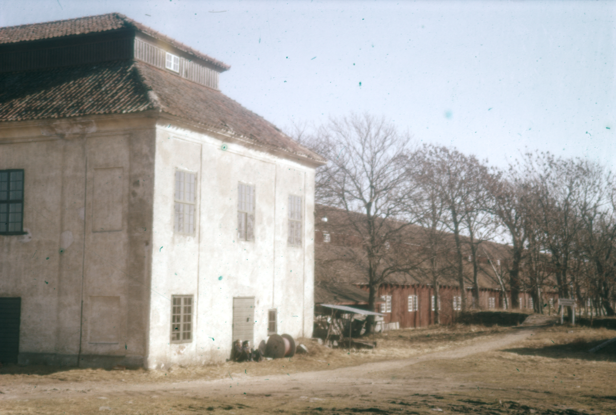 Bilden visar repslagarbanans västra banhuvud på örlogsvarvet i Karlskrona.
