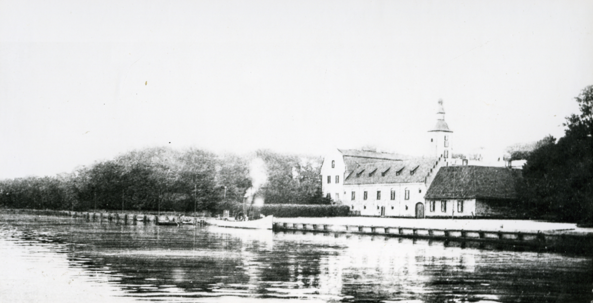 Nissan och Halmstads Slott i Halmstad