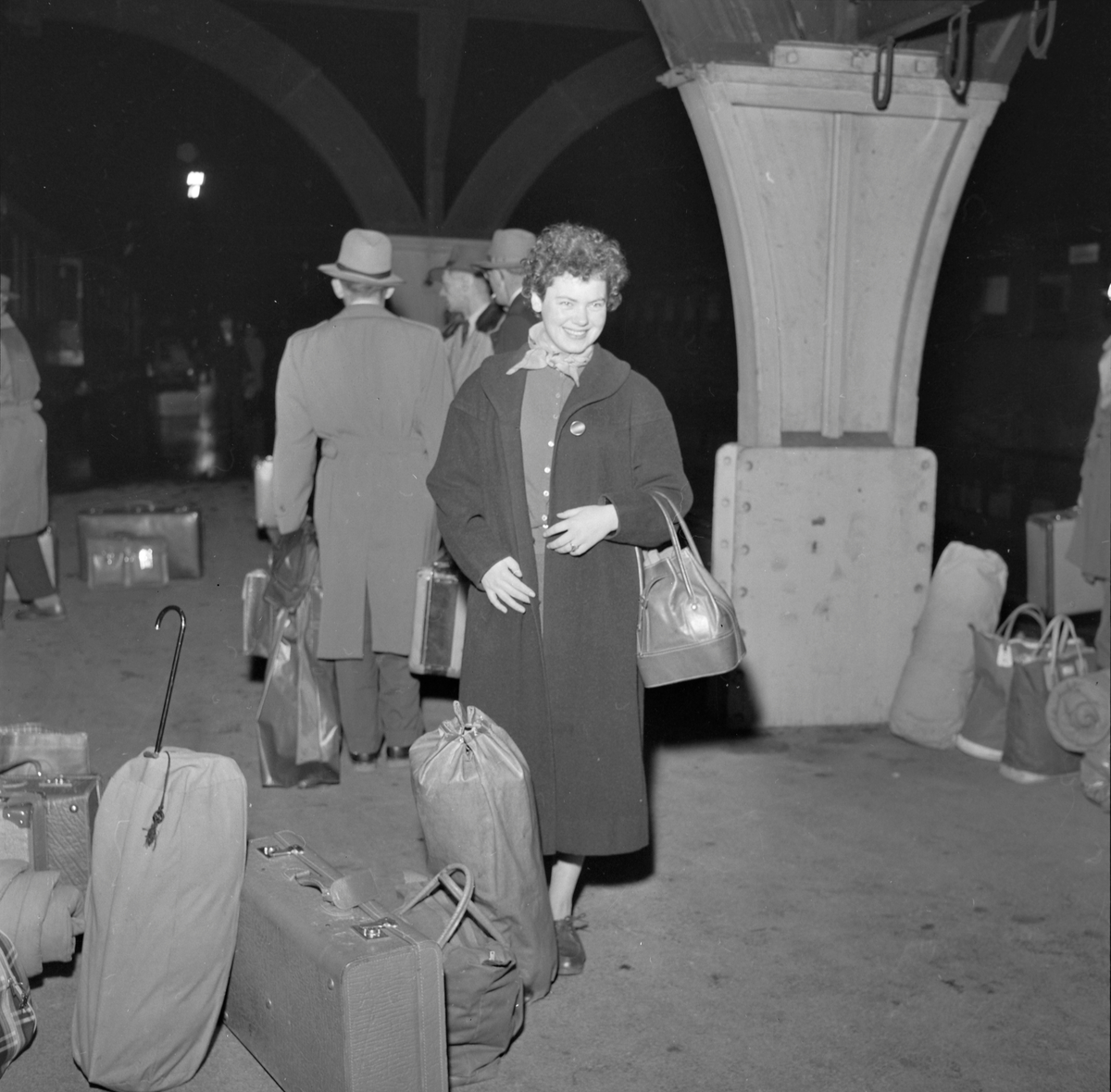 Studenter fra Oslo kommer for å besøke UKA 1957