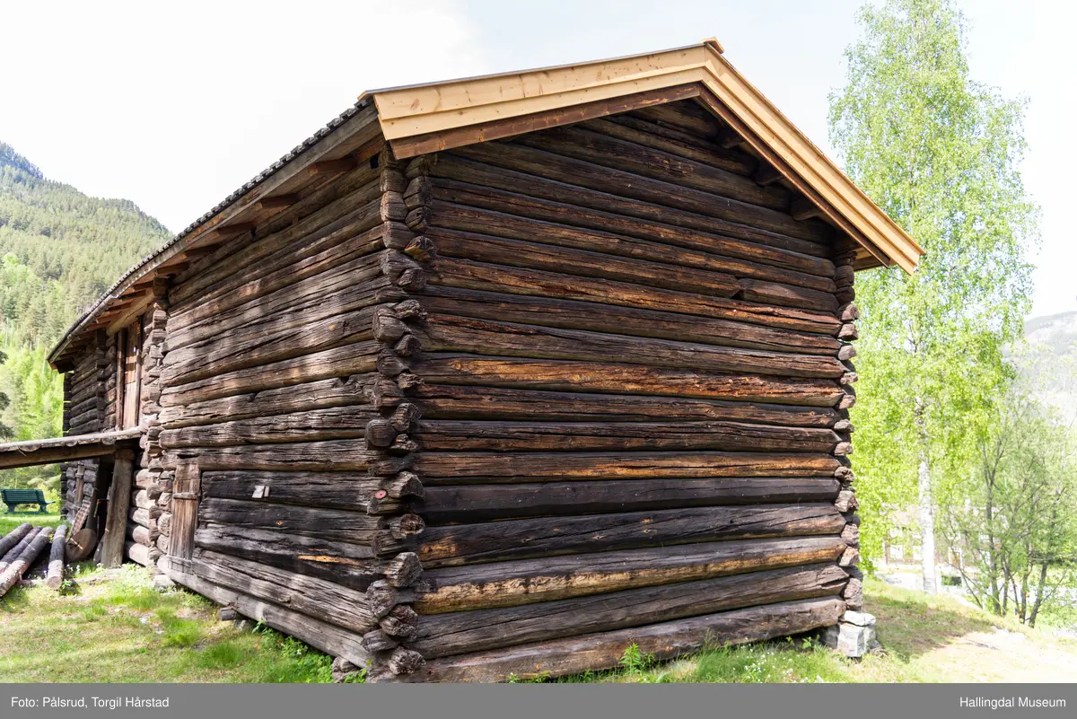 Låve fra Velteøyne i Flå