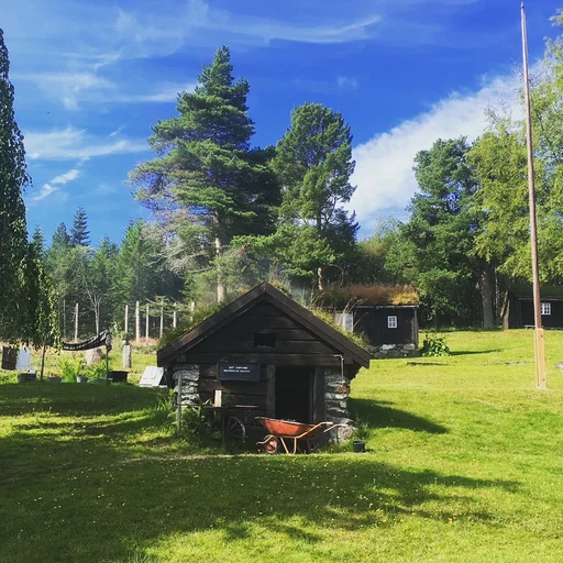 Besøk Gamle Kvernes bygdemuseum