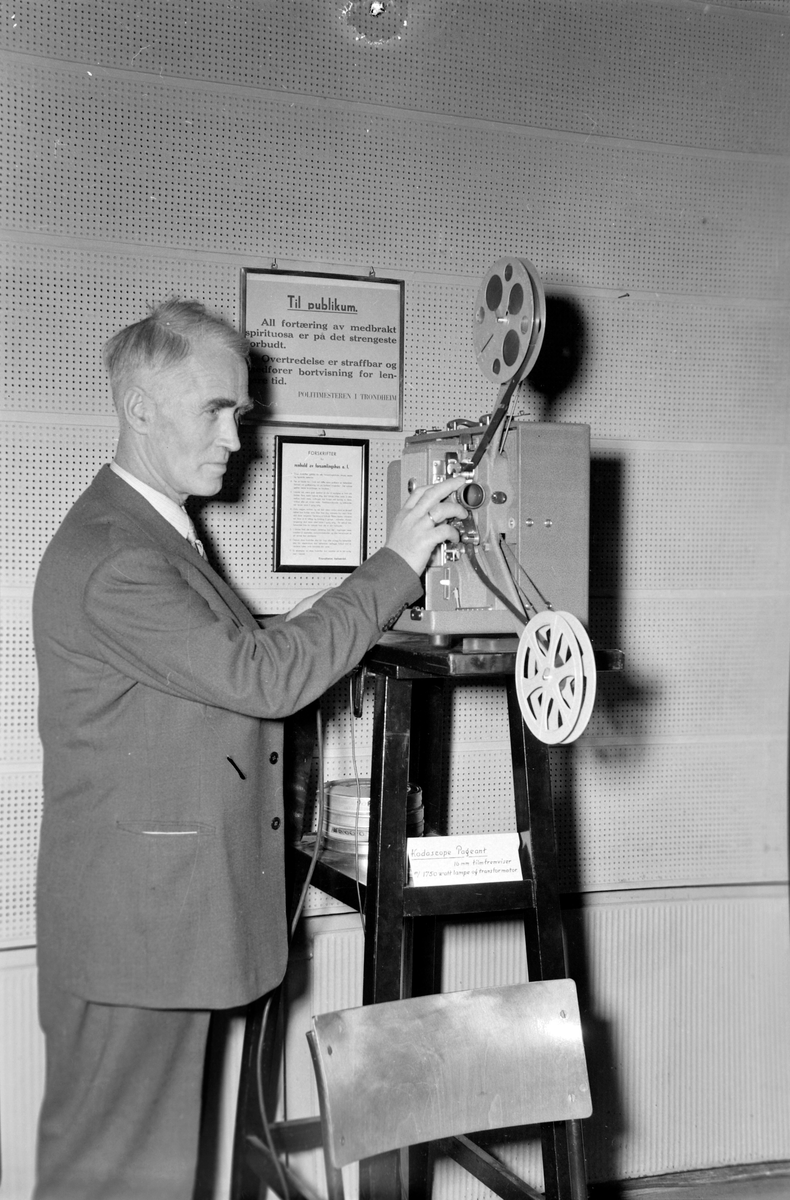 Trønsk Lærarstemne 1954
