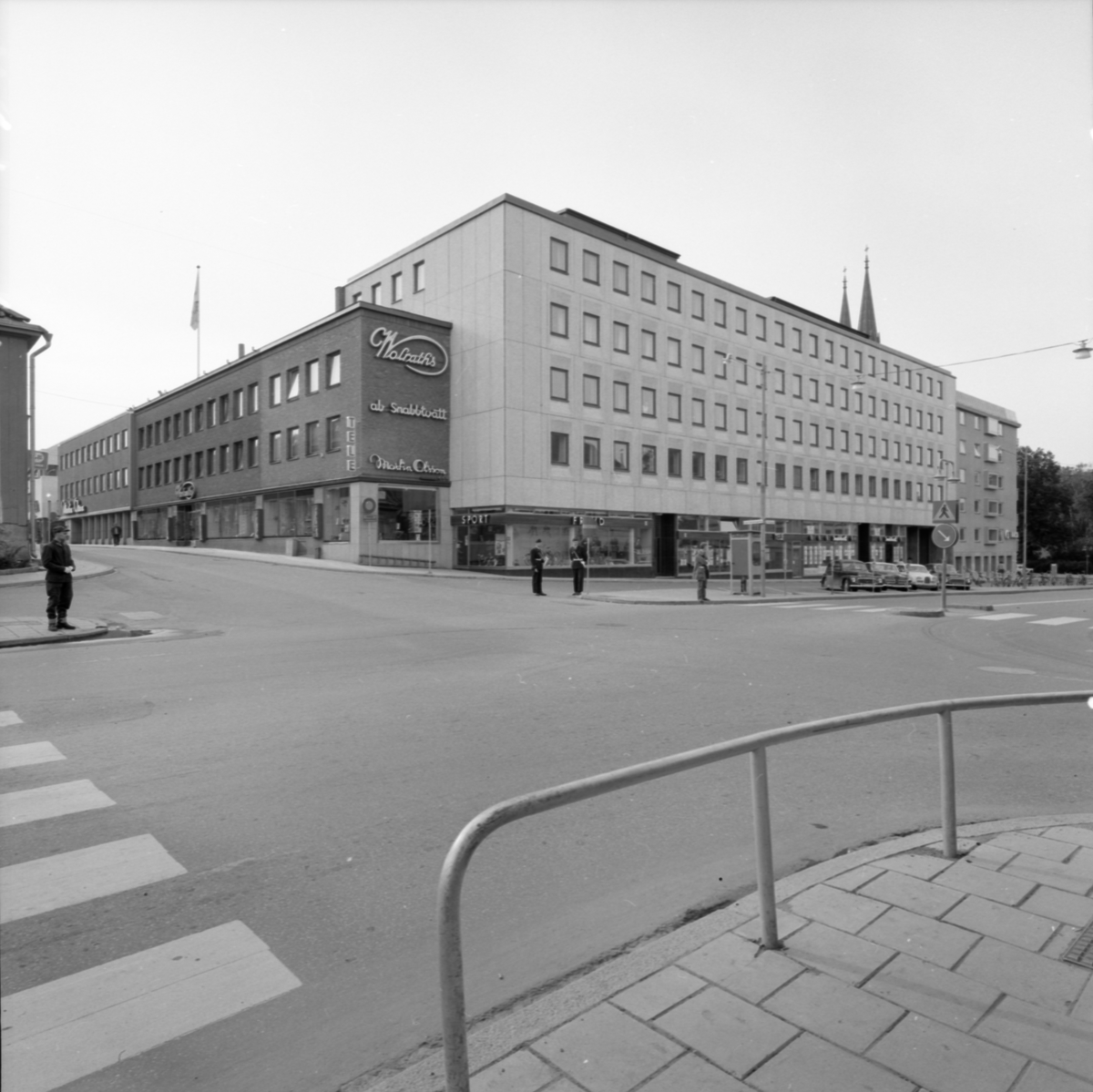 Affärsbyggnad, Svartbäcksgatan 14, kvarteret Klostret, Dragarbrunn, Uppsala 1967