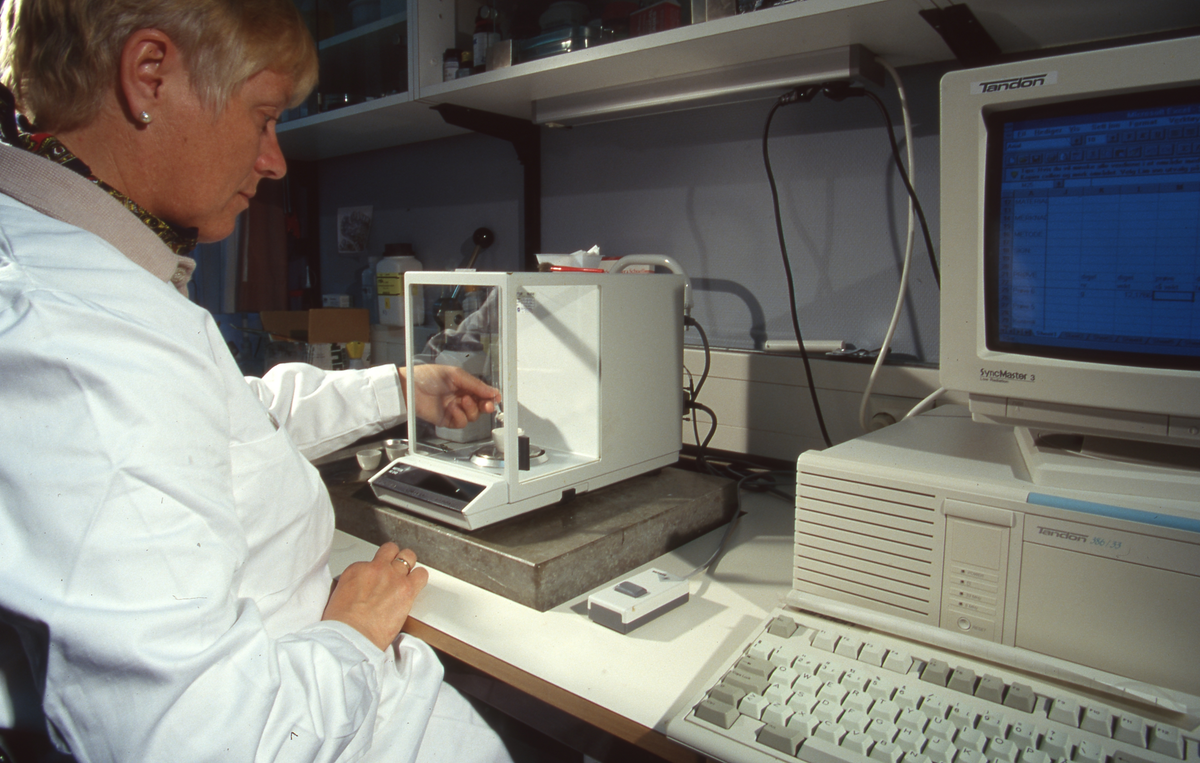 Akvaforsk : Laboratoriearbeid