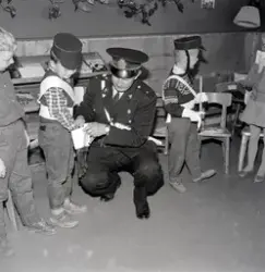 Oslo, Alf Prøysen og politimann Boris Hansen, "Onkel politi"