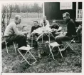 Polishundsutbildning, Växjö, cirka 1962.
Kaffepaus vid brukshundklubbens stuga i Storkeboda, Bergunda. Fr.v.: Ingvar Magnusson, Lars Falk, Erik Lindqvist, Sven G Svensson, Roland Nilsson, Sven Hansson och Ulf Banemark.