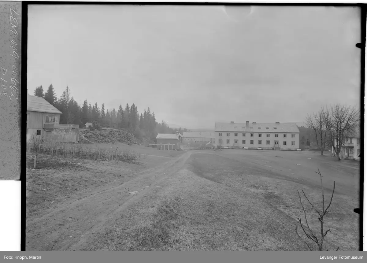 Finsås småbruksskole, hovedbygning,