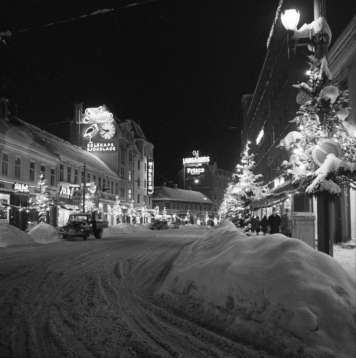 Julegatene i Trondheim sentrum 1956