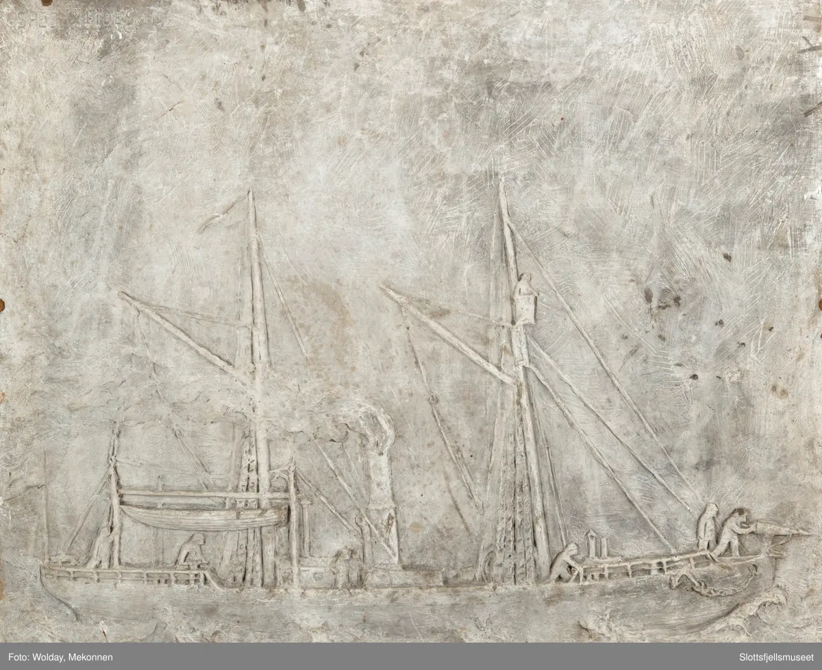 Gipsrelieff av skipet MORGENEN