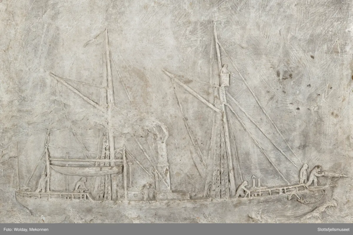 Gipsrelieff av skipet MORGENEN