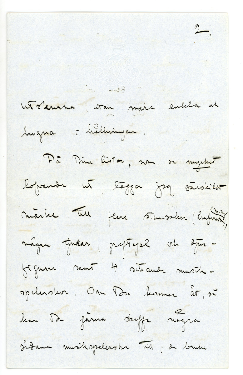 Brev från prins Gustaf Adolf år 1913 adresserat till professor Erik T. Nyström i Peking, Kina (China). 

Brevpapper och kuvert från Sofiero, Helsingborg.

Brevet rör inköp av föremål / antikviteter från Kina.

"Juli 13. 1913
Tack för ett bref jag fick härom dagen. Jag kan nu glädja Dig med att alla sakerna nu äro räddade och komma att afsändas från Manila om några dagar. Det hela var verkligen bland det mäst oturliga jag någonsin hört. Det första meddelandet var att Nippon strandat och att akka sakerna voro förlorade. Snart kom emellertid meddelande att sakerna räddats och glad var jag. Men i samma vefva fick jag höra att ett bärgningsbolag lagt beslag på både Nippon och lasten och man fordrade en skäligt hög lösensumma. Underhandlignar följer och med nyss nämnda glädjande resultat.
Tack emmellertid för Ditt erbjudande att söka skaffa andra saker. Det är möjligt att jag någon gång i framtiden kommer att begagna mig häraf?
I London och jag varit två månader har jag sett en mängd vackra saker och köpt några. I Feb. och Mars nästa år kommer att i Stockholm anordnas en Kinesiks konstutställning och hoppas jag den blir lyckad. 

Din tillgifne
Gustaf Adolf"