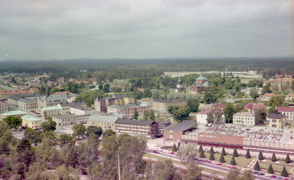 Utsikt från Oscarsborg ut mot Söderhamn.