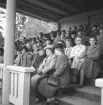 Fotbollen 1944.
Publikbild från hedersläktaren, under fotbollsmatchen.