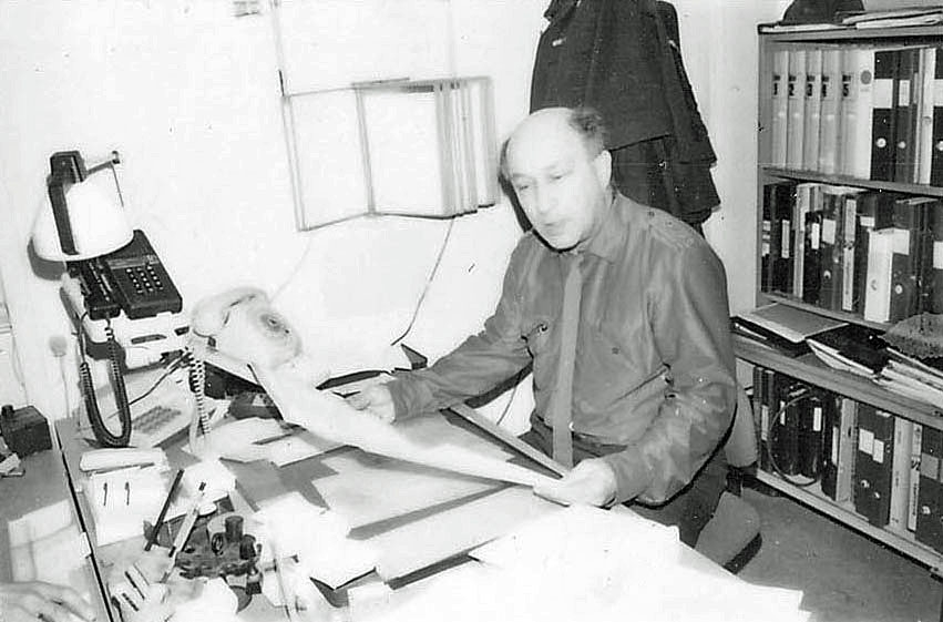 Personal vid Miloverkstaden i Skövde i april 1986.