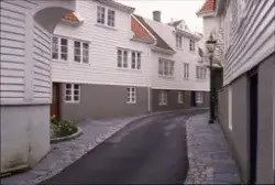 Gamle Skudeneshavn. Våren 1988. Gatemotiv - Fargebilder (dias)