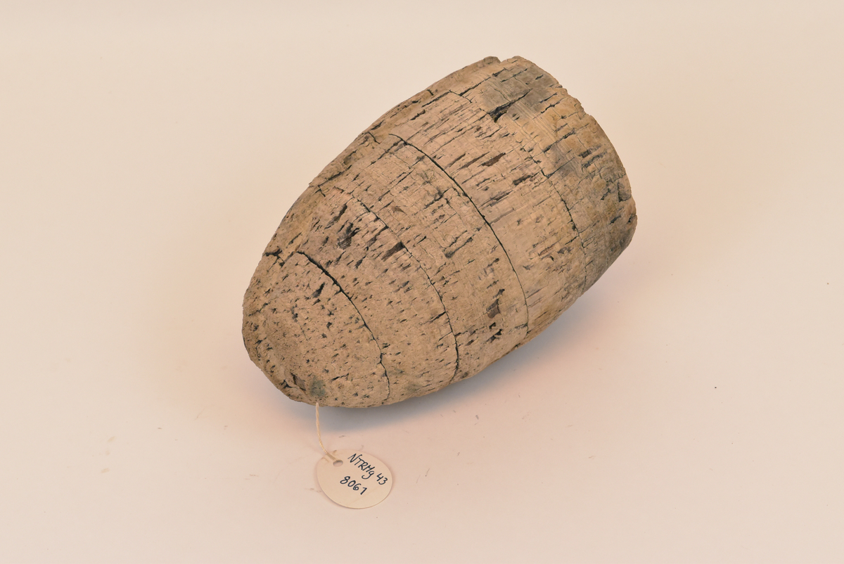 Korkflottør. Oval form.
