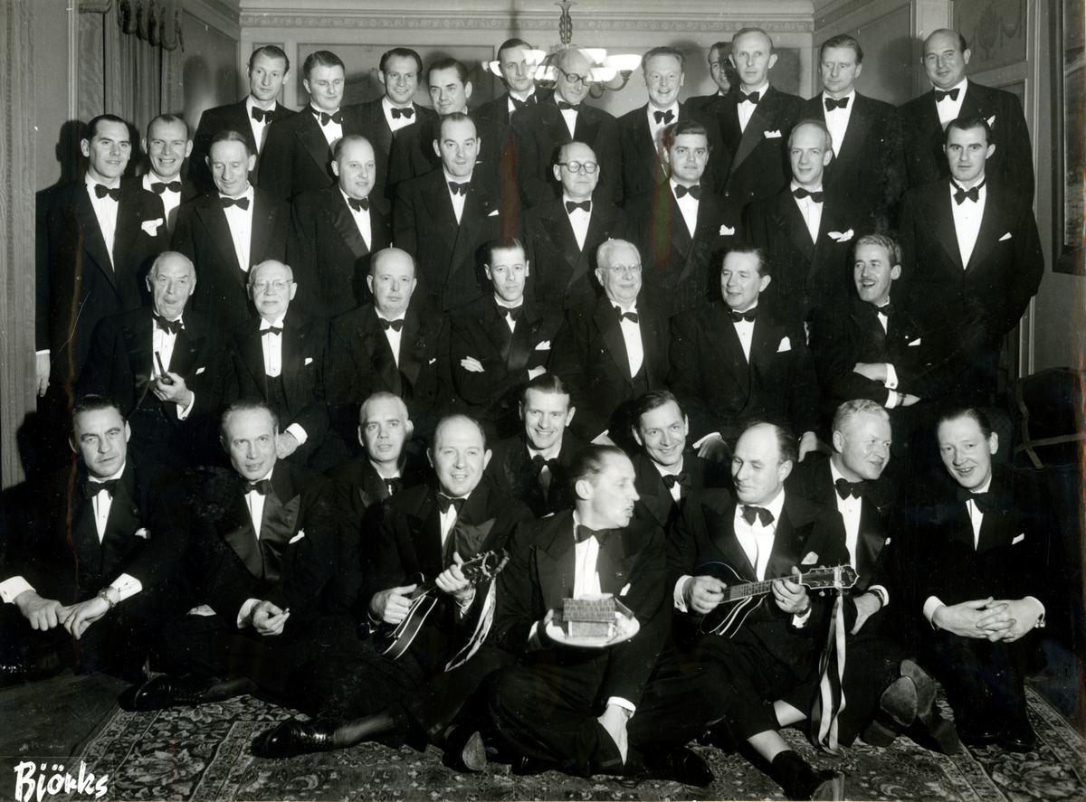 Fotografi ur Detlow von Brauns album. Föreningen Skothalarnas 20-årsjubileum.