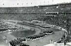 Fotografi ur Detlow von Brauns album. Intågande vid invigningen av Olympiaden i Berlin 1936.