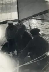 Fotografi ur Detlow von Brauns album. Kvällssegling med dryc