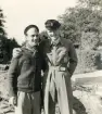 Fotografi ur Detlow von Brauns album. Detlow von Braun med Tore Holm under Skothalarmästerskapen.