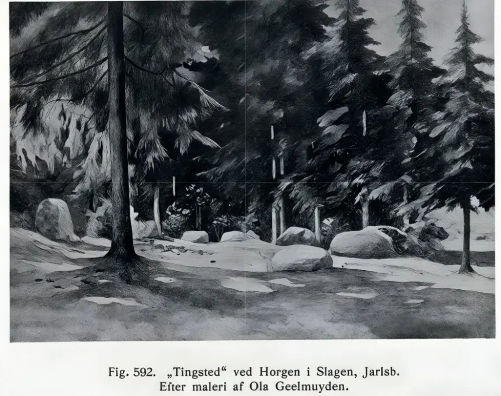 Viser et utsnitt fra en bok med et figur maleri av Tingsted ved Horgen i Slagen. Bildet viser en steinring med en ganske tett granskog rundt.