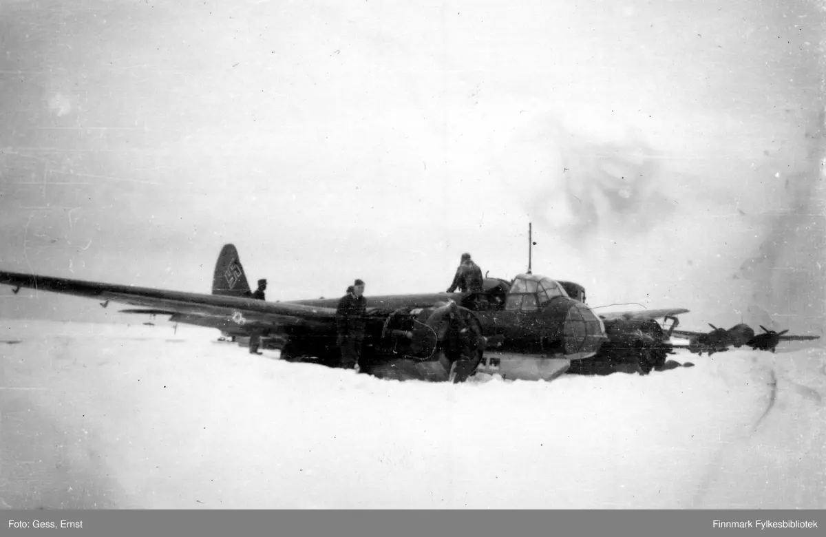 Junkers Ju 88A-5 G2+XH (verknummer 144004) ved ved 1. skvadron av ...
