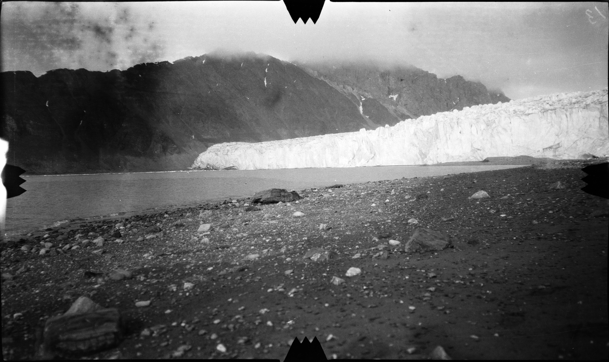 Bre nr. 1 i Cross bay. "14 juli breen". -Fra kartleggingen av Svalbard i 1906/07.