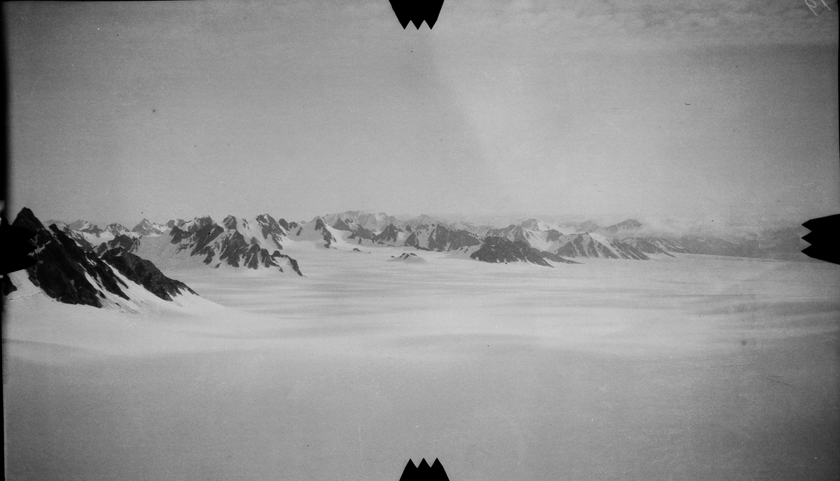 -Fra kartleggingen av Svalbard i 1906.