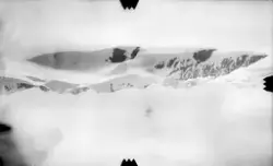 Fra knaus som stikker ned i Liljehookbreen. -Fra kartlegging