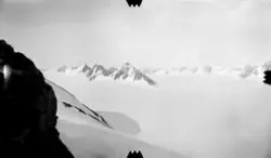 Fra knaus som stikker ned i Liljehookbreen. -Fra kartlegging