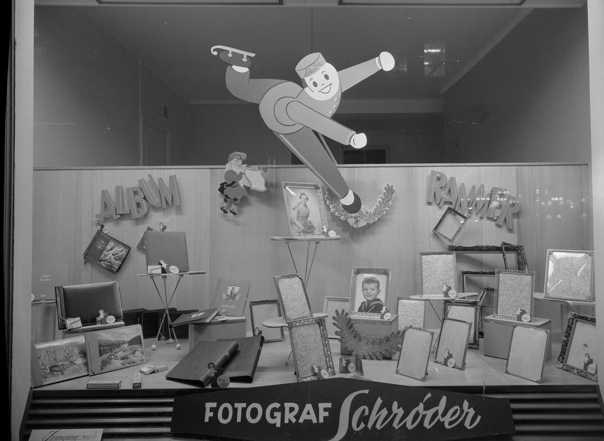 Julevindu til Foto Schrøder julen 1956
