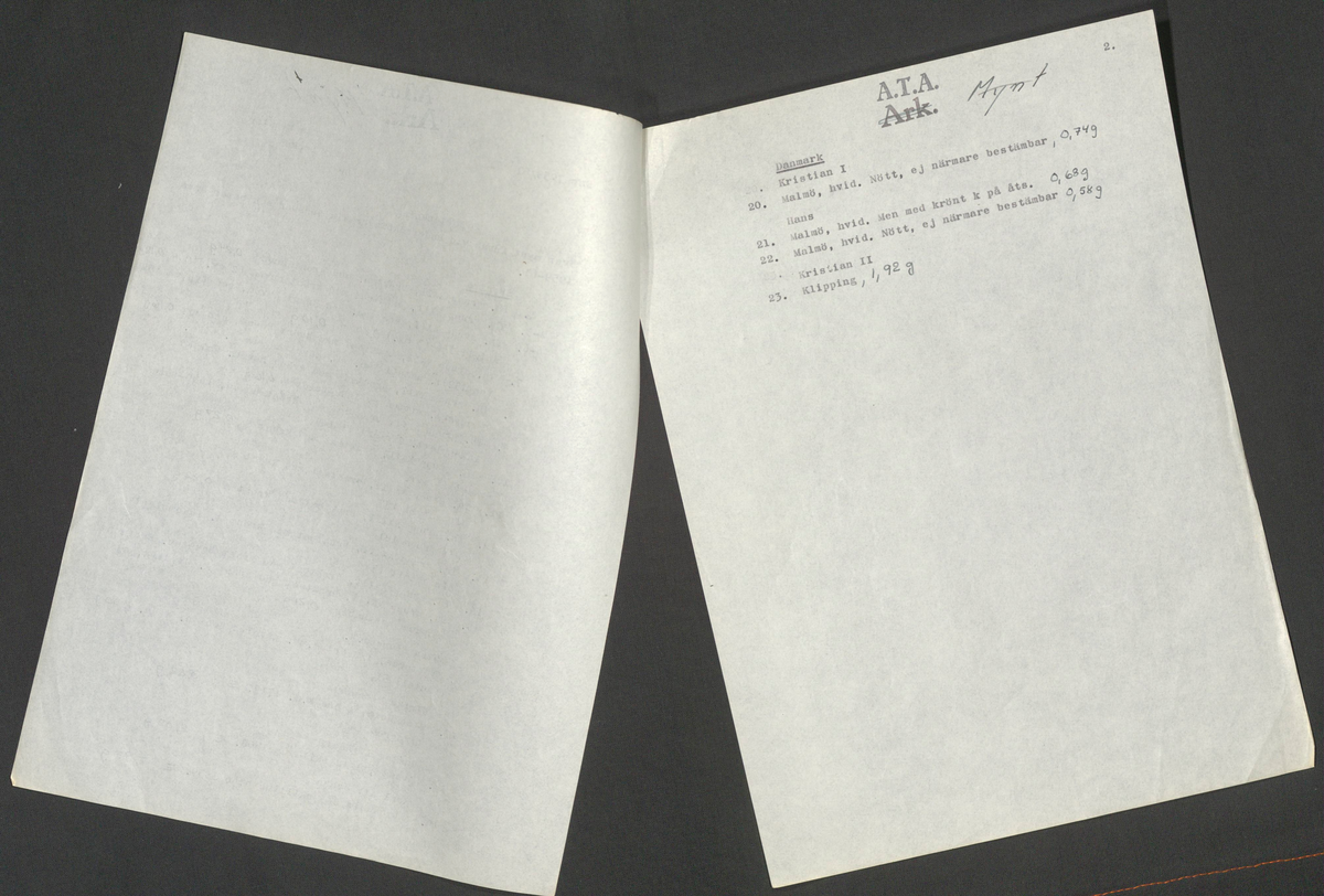 Korrespondens 1929-1973 ang undersökning vid Gudsberga kloster. Om bl.a. anslag, fynd, arbetskraft, m.m. 

Materialet är kopia ifrån Riksantikvarieämbetets antikvariskt topografiska arkiv.