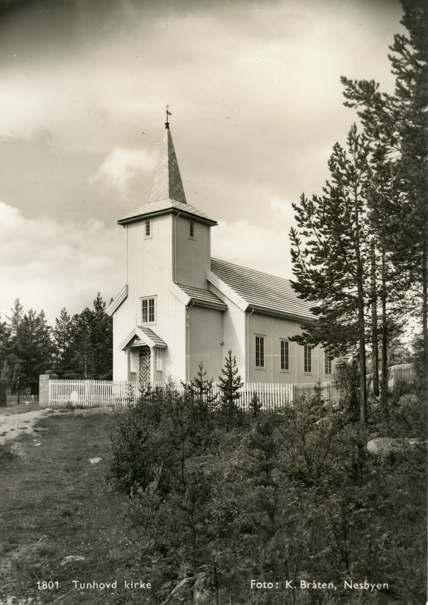 Postkort
Tunhovd kirke sommer