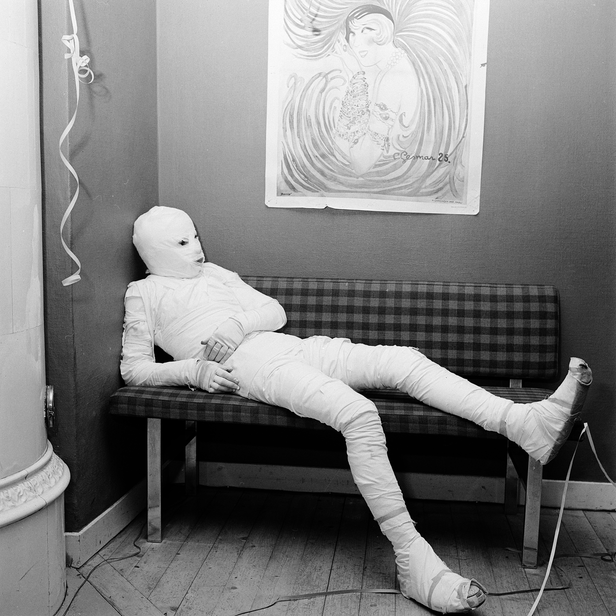 Maskerad på ungdomsgården i Söderfors, Uppland 1970