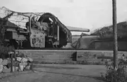 En av de to Kruppkanonene med navnene "Aron" og "Moses" som senket Blücher i Drøbaksundet den 9. april 1940 etter at hjemmestyrkene tok over Oscarsborg festning den 12.05.1945.