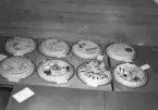 Hantverkstävling på Rotundan den 2 april 1950. Tårtor.