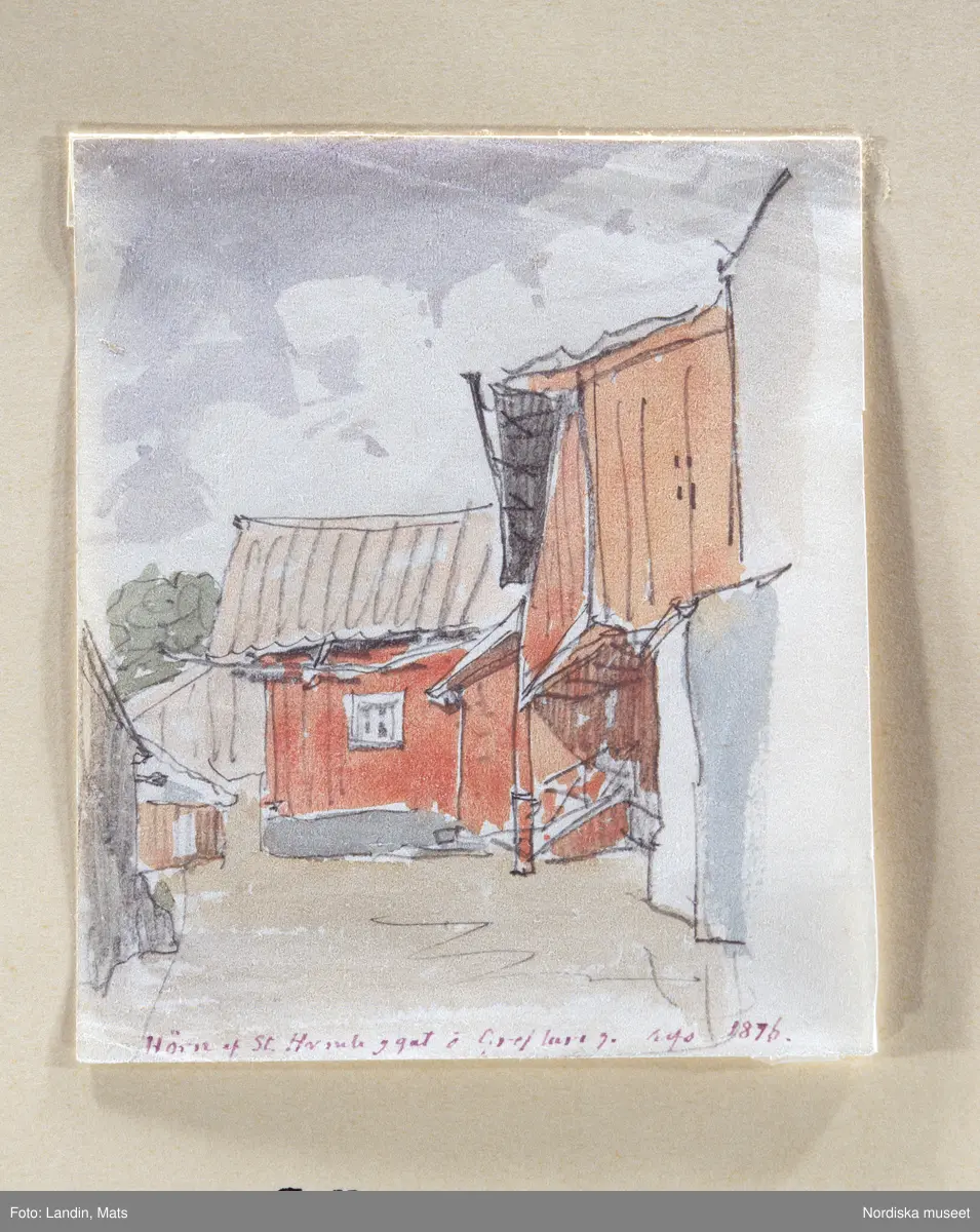 A T Gellerstedts akvareller, tillfällig utställning på Nordiska museet 7april 2001. Akvarell från 1876.
Bakgård i hörnet Södra Humlegårdsgatan och Grev Turegatan.