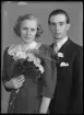 Brudpar. Lennart Eriksson, Råby, Kungsåra, Västerås.
Ur Gustaf Åhmans samling.