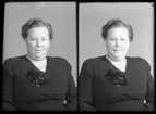 Porträtt, fru Hilma Karlsson, Herrskogen, Strömsholm.
Ur Gustaf Åhmans samling.
