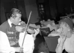 Grand Centralhotellet. Ny orkester. Den 4 maj 1950