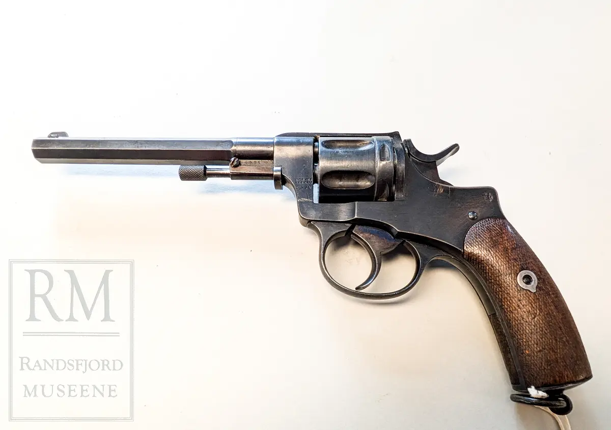 Revolver