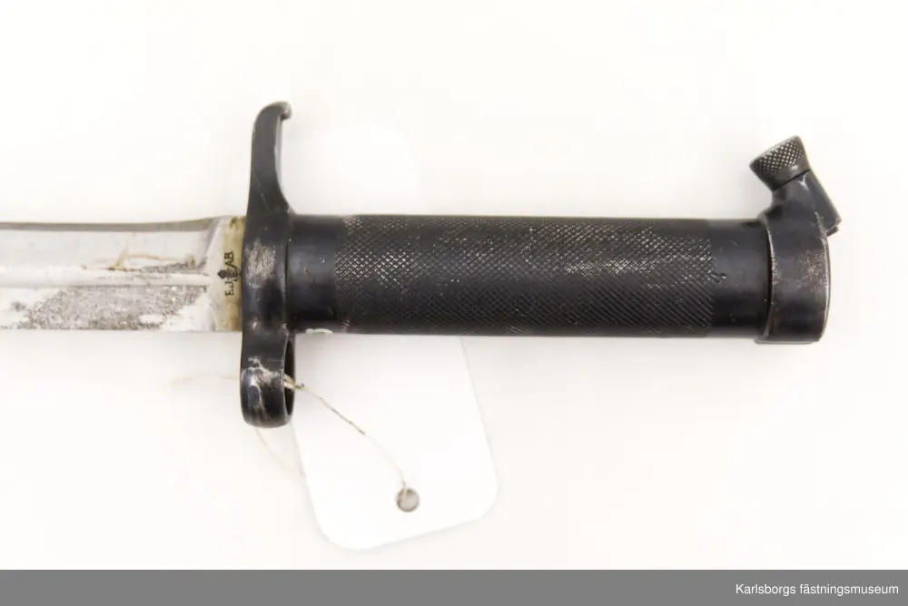 Knivbajonett m/1896 till gevär m/1896.