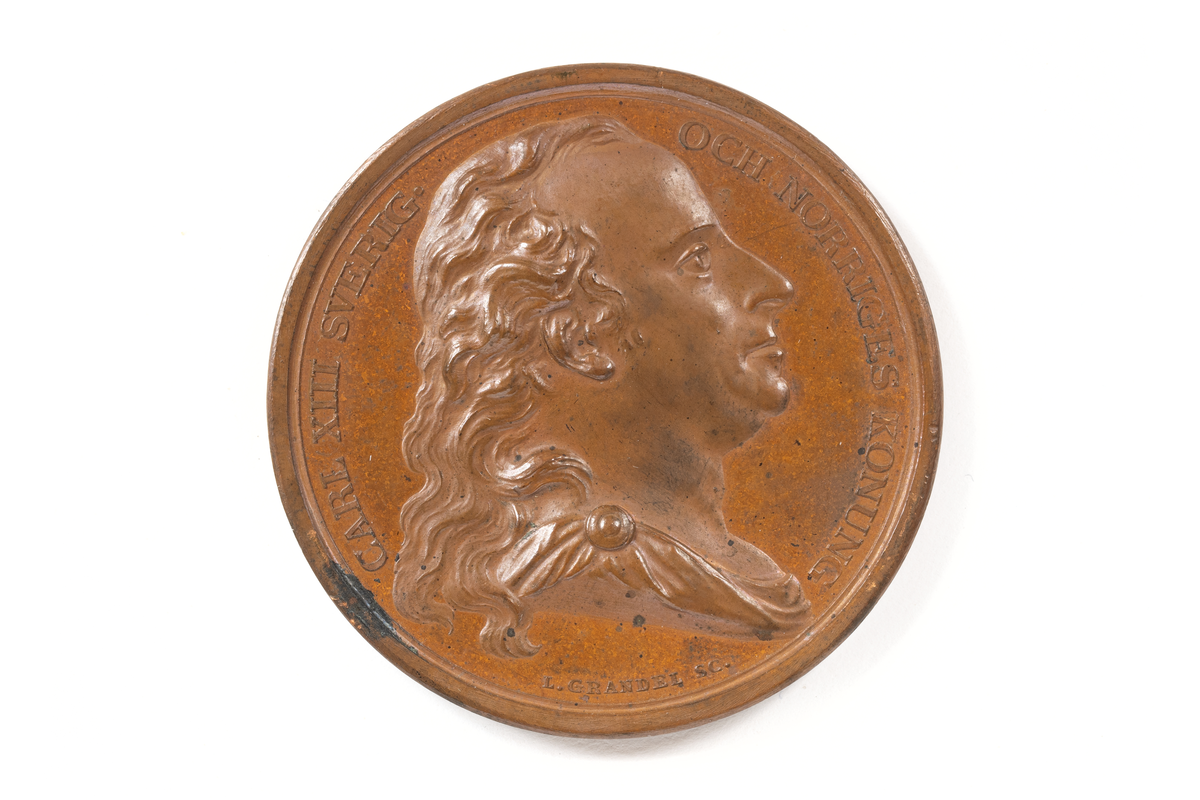 Präglad över konung Karl XIII:s närvaro ombord på linjeskeppet GUSTAF DEN STORA under aktionen mot Norge i augusti 1814.
