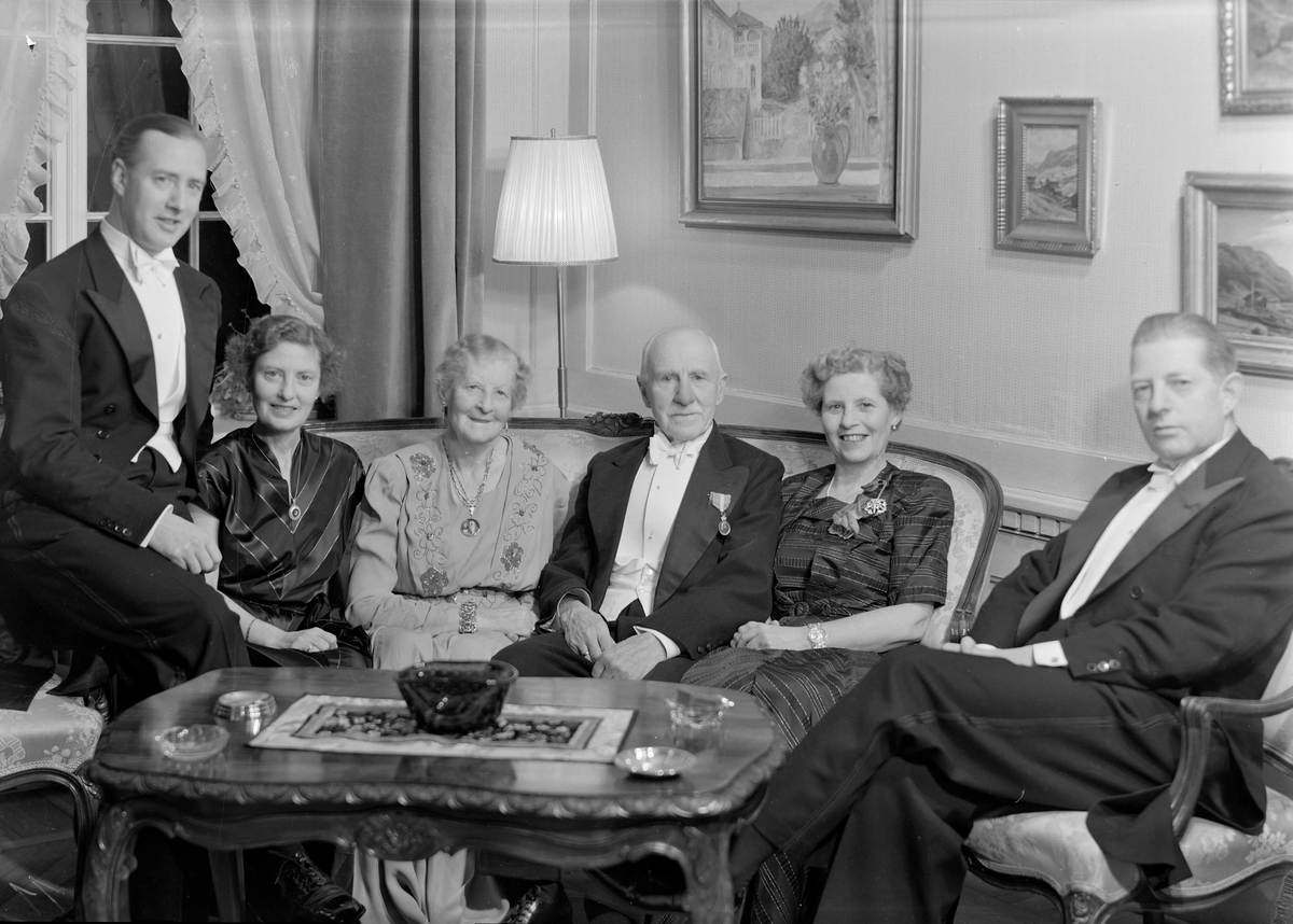 Carl Bretteville-Jensen med familie